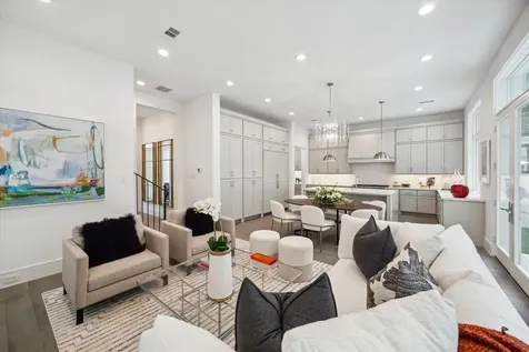27 Wentworth Place Lane Houston TX 77027