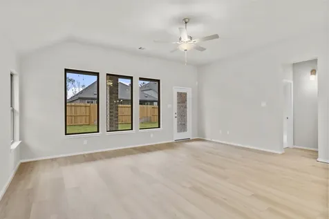 9519 Sierra Crest Lane Porter TX 77365