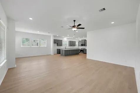 1408 Florecer Lane Magnolia TX 77354
