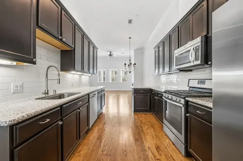 617 W 24th Street Houston TX 77008