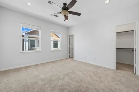 617 W 24th Street Houston TX 77008