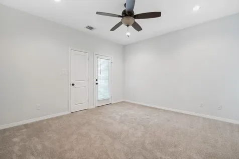 617 W 24th Street Houston TX 77008
