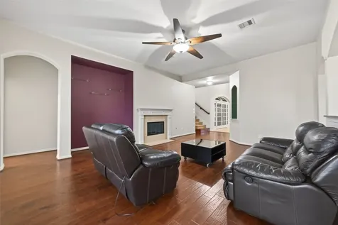 5215 Field Briar Lane Sugar Land TX 77479