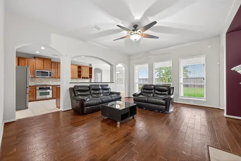 5215 Field Briar Lane Sugar Land TX 77479