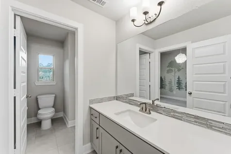 118 N Winter Sunrise Circle The Woodlands TX 77375