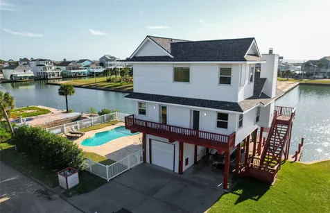 16619 Bayfront Drive Jamaica Beach TX 77554