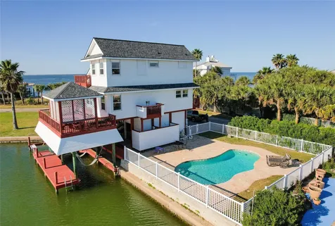 16619 Bayfront Drive Jamaica Beach TX 77554