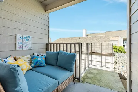 3220 69th Street F5 Galveston TX 77551