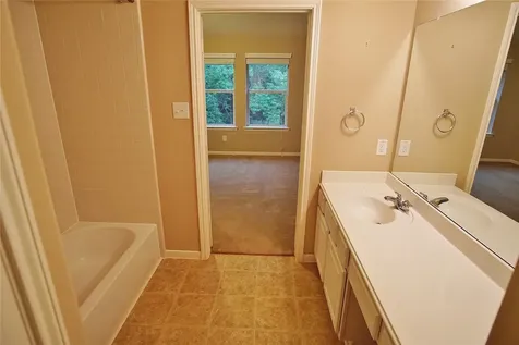 13051 Iris Garden Lane Houston TX 77044