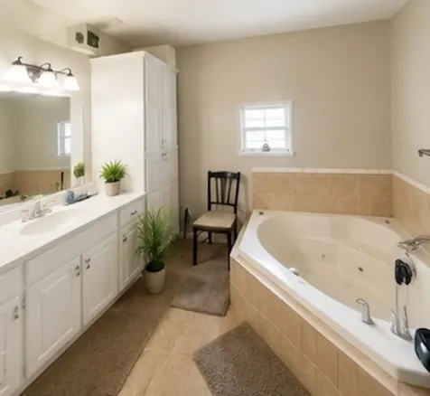 513 Scott Street Tye TX 79563