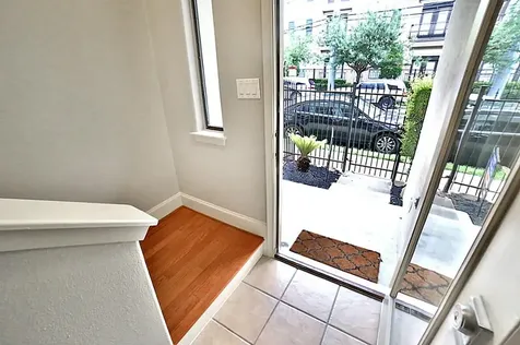 407 Jackson Hill Street Houston TX 77007