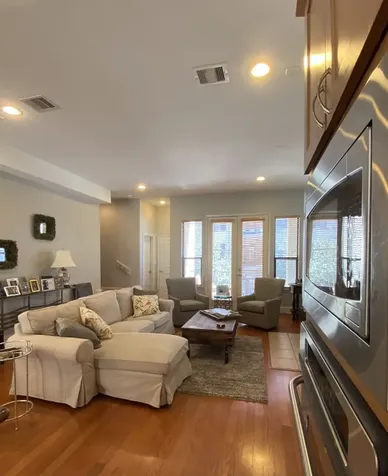 407 Jackson Hill Street Houston TX 77007