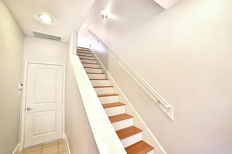 407 Jackson Hill Street Houston TX 77007