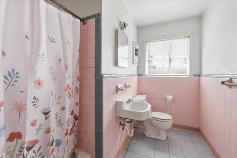 1709 Robin Avenue Orange TX 77632