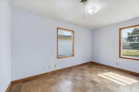 1709 Robin Avenue Orange TX 77632