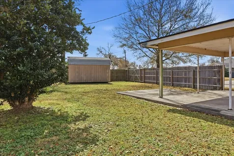 1709 Robin Avenue Orange TX 77632