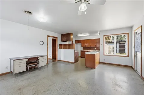1709 Robin Avenue Orange TX 77632