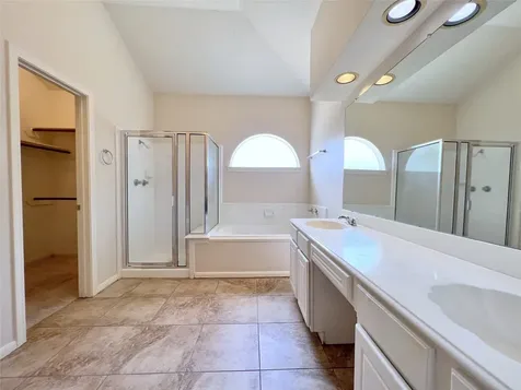 4723 Silverlake Drive Sugar Land TX 77479