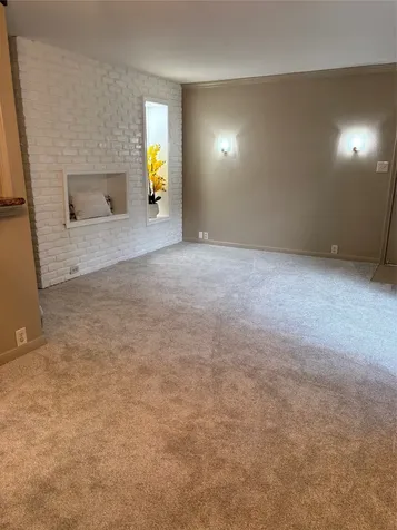 2121 Fountain View Drive 39 Houston TX 77057