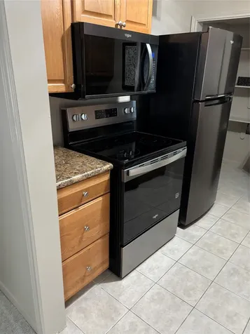 2121 Fountain View Drive 39 Houston TX 77057