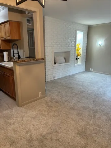 2121 Fountain View Drive 39 Houston TX 77057