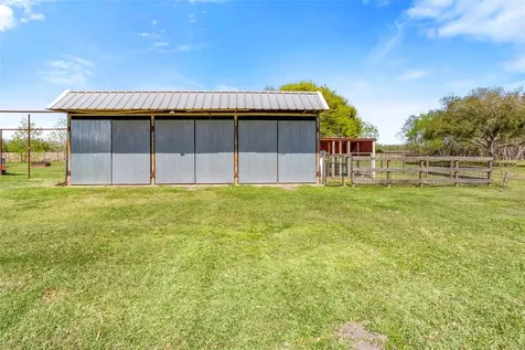 3410 County Road 159 Alvin TX 77511
