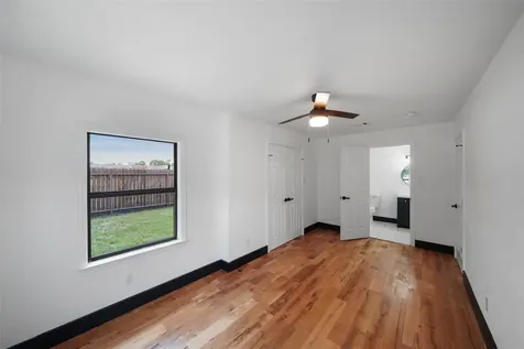 701 W 39th Street Houston TX 77018