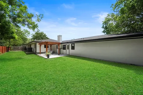 701 W 39th Street Houston TX 77018