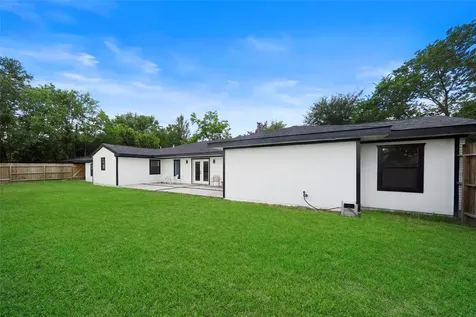 701 W 39th Street Houston TX 77018