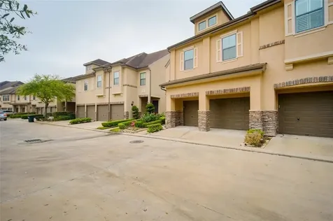 2906 Royal Oaks Crest Houston TX 77082