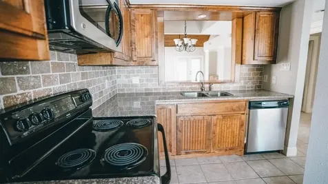 4144 Greystone Way 104 Sugar Land TX 77479