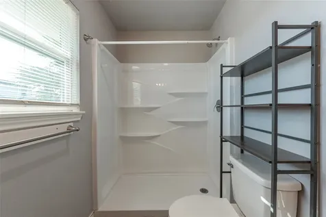 442 Pompano Street Bayou Vista TX 77563