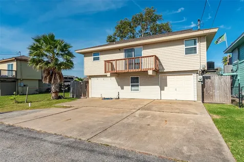 442 Pompano Street Bayou Vista TX 77563