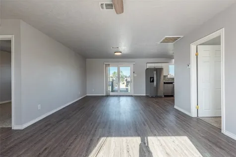 442 Pompano Street Bayou Vista TX 77563