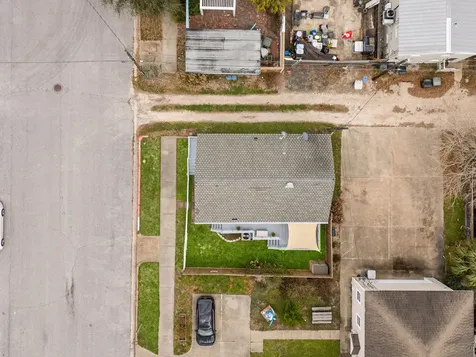 916 11th Street Galveston TX 77550