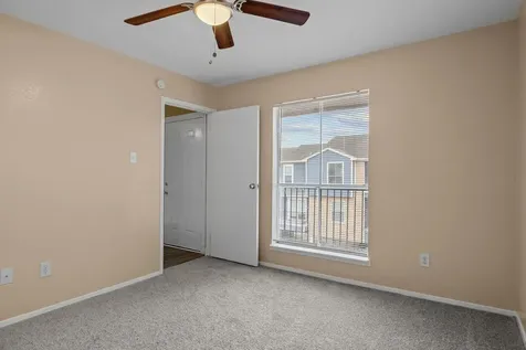 18515 Egret Bay Boulevard 1208 Webster TX 77058