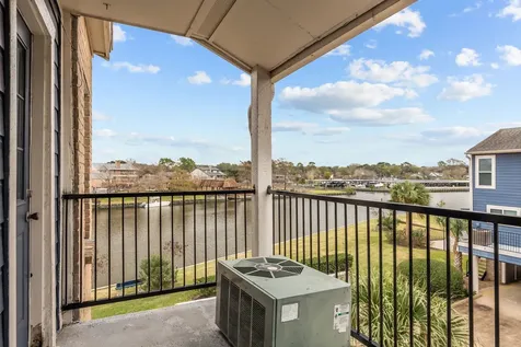 18515 Egret Bay Boulevard 1208 Webster TX 77058
