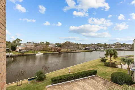 18515 Egret Bay Boulevard 1208 Webster TX 77058