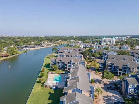 18515 Egret Bay Boulevard 1208 Webster TX 77058
