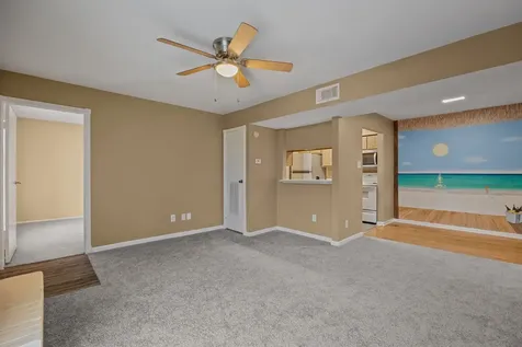 18515 Egret Bay Boulevard 1208 Webster TX 77058