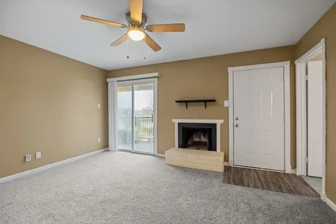 18515 Egret Bay Boulevard 1208 Webster TX 77058