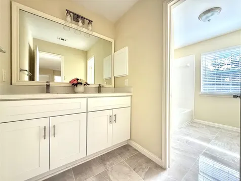 16642 Village View Trail Sugar Land TX 77498
