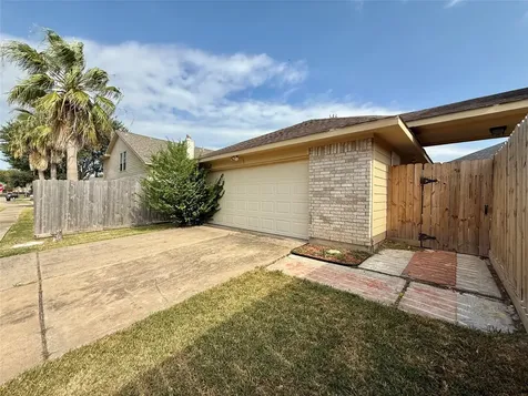 16642 Village View Trail Sugar Land TX 77498