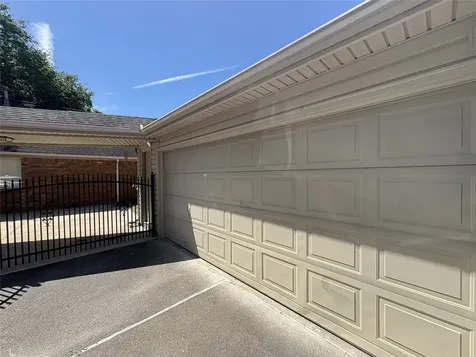 3203 Woodland View Drive Houston TX 77345
