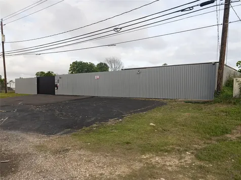 16526 Market Street Channelview TX 77530