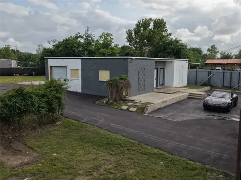 16526 Market Street Channelview TX 77530
