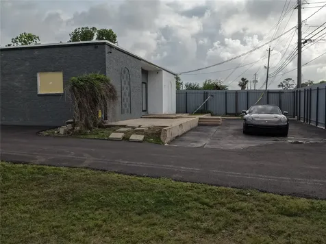 16526 Market Street Channelview TX 77530