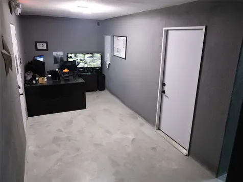 16526 Market Street Channelview TX 77530