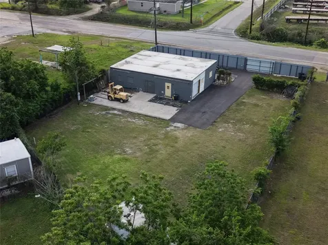 16526 Market Street Channelview TX 77530