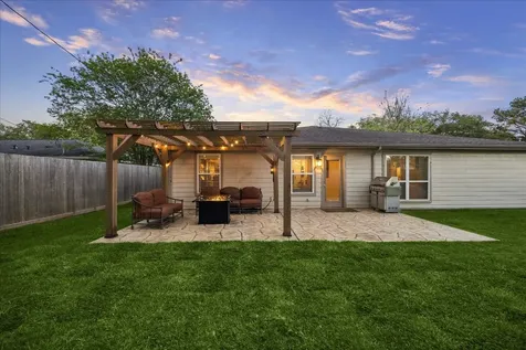 606 Kyle Street Sugar Land TX 77478